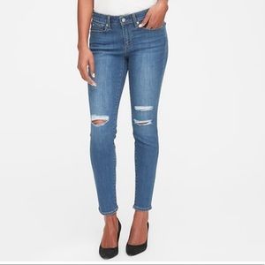 Mid rise curvy distressed skinny jeans
